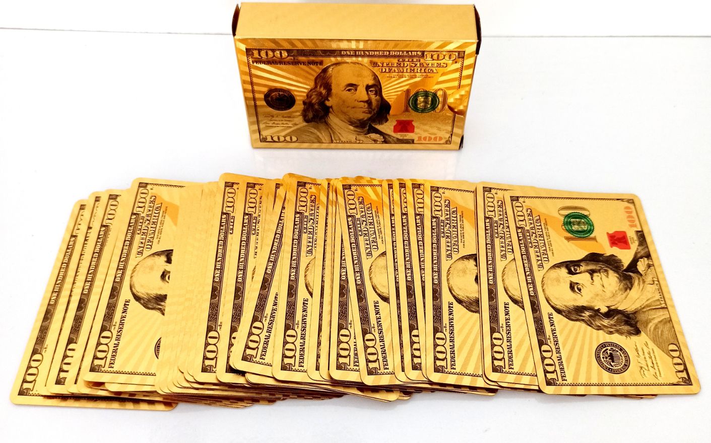 100 Dolar Şeklinde Gold İskambil Kağıdı Seti, 51 Ve Pişti Oyun Kağıdı 100 Dolar Şeklinde Gold İskambil Kağıdı Seti, 51 Ve Pişti Oyun Kağıdı