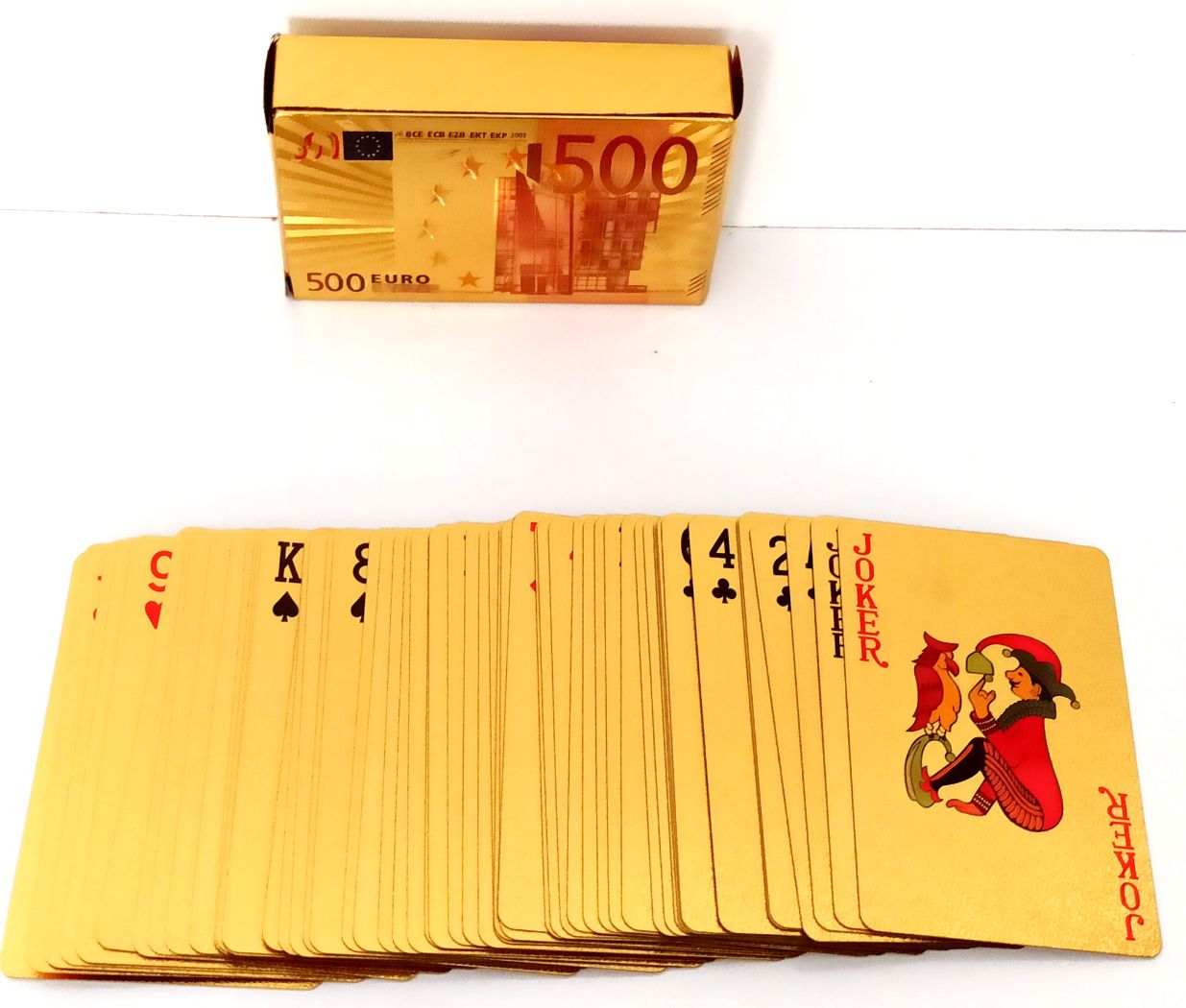 500 Euro Şeklinde Gold İskambil Kağıdı Seti, Pişti ve 51 Oyun Kağıdı 500 Euro Şeklinde Gold İskambil Kağıdı Seti, Pişti ve 51 Oyun Kağıdı