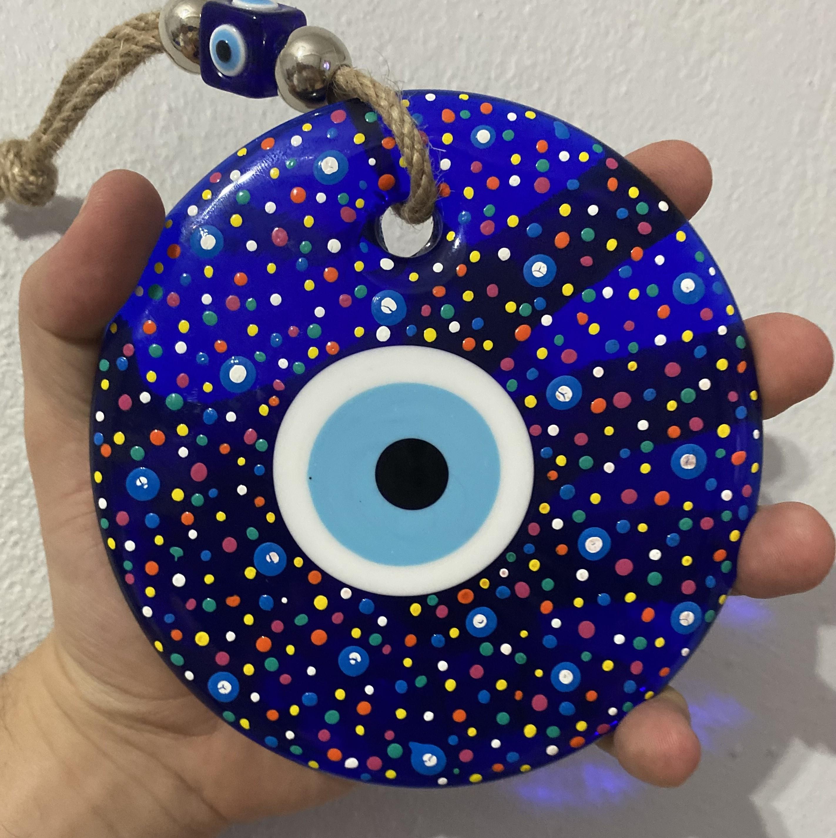 Mavi Cam Nazar Boncuklu Gökyüzü Motifli El Boyaması Duvar Süsü Mavi Cam Nazar Boncuklu Gökyüzü Motifli El Boyaması Duvar Süsü